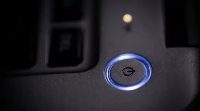 مزایا و معایب reboot کردن سیستم Linux